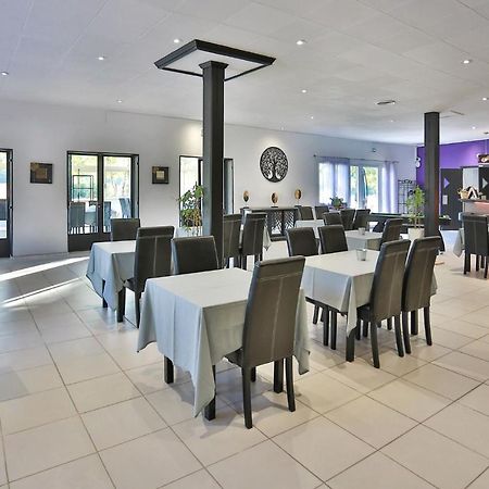 Hotel Restaurant Gite Les Lavandins Saint-Christol  Exteriör bild
