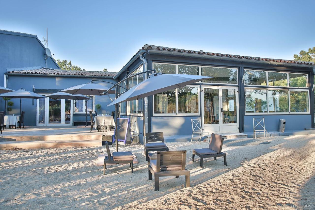 Hotel Restaurant Gite Les Lavandins Saint-Christol  Exteriör bild